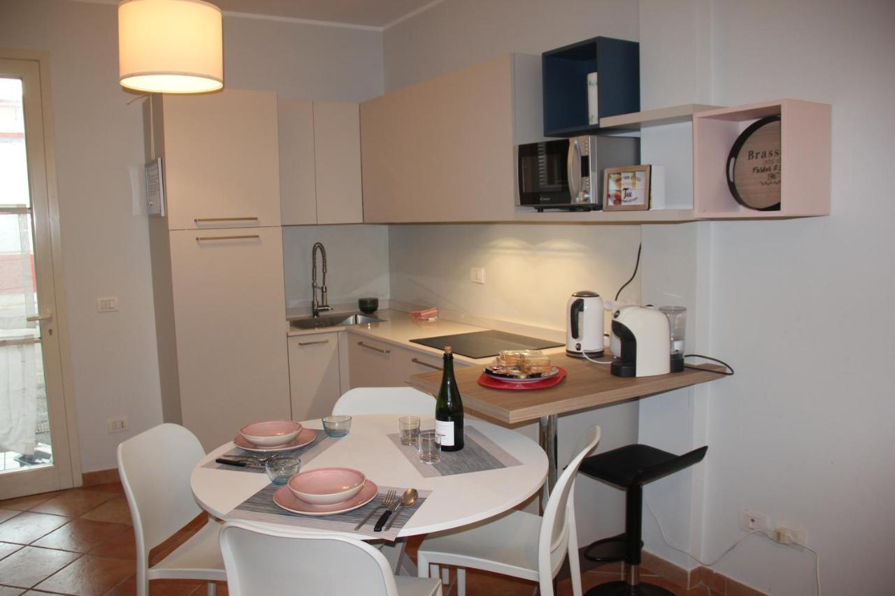 Casa Lucia Private Car Or Motorcycle Park Apartment Лука Екстериор снимка